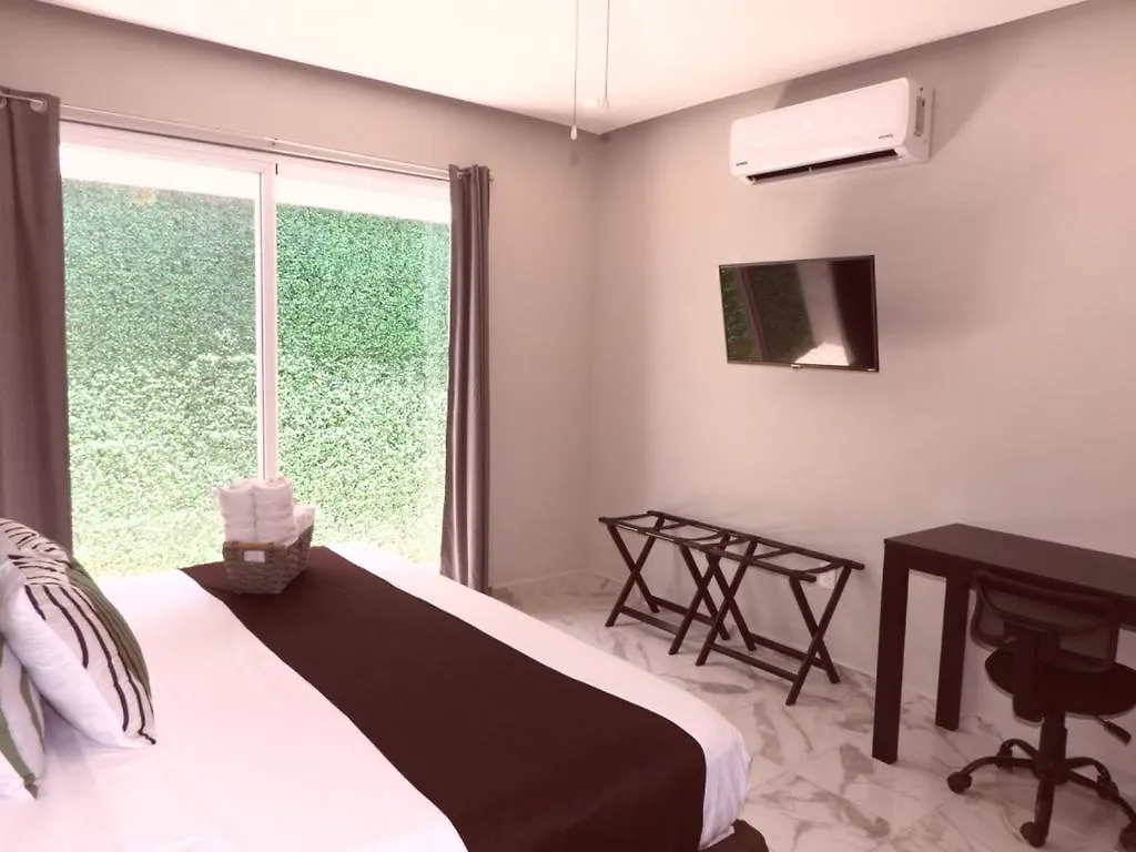 Green Lofts Cancun 0*,