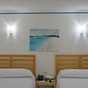 Sotavento & Yacht Club מלון
