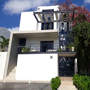 Tr3s By Walter De La Renta Cancún
